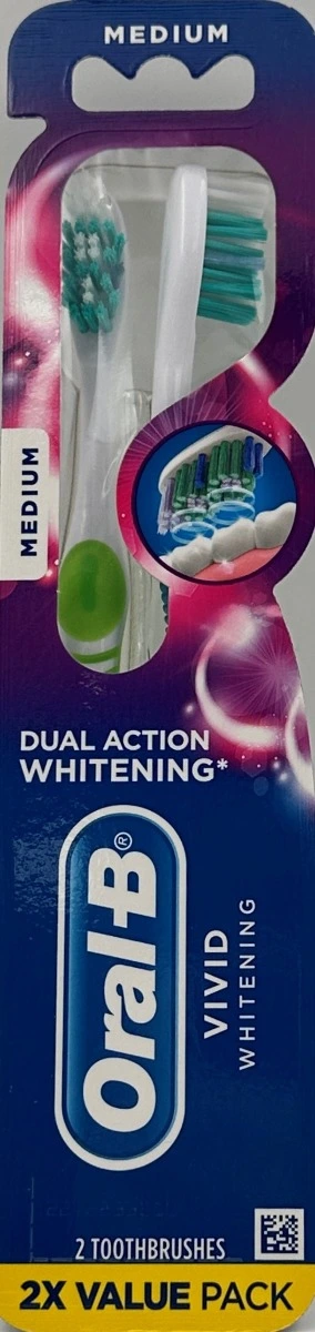 Oral-B Vivid Whitening Toothbrush – Medium – 2x Value Pack